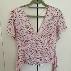 Red/white flutter sleeve blouse